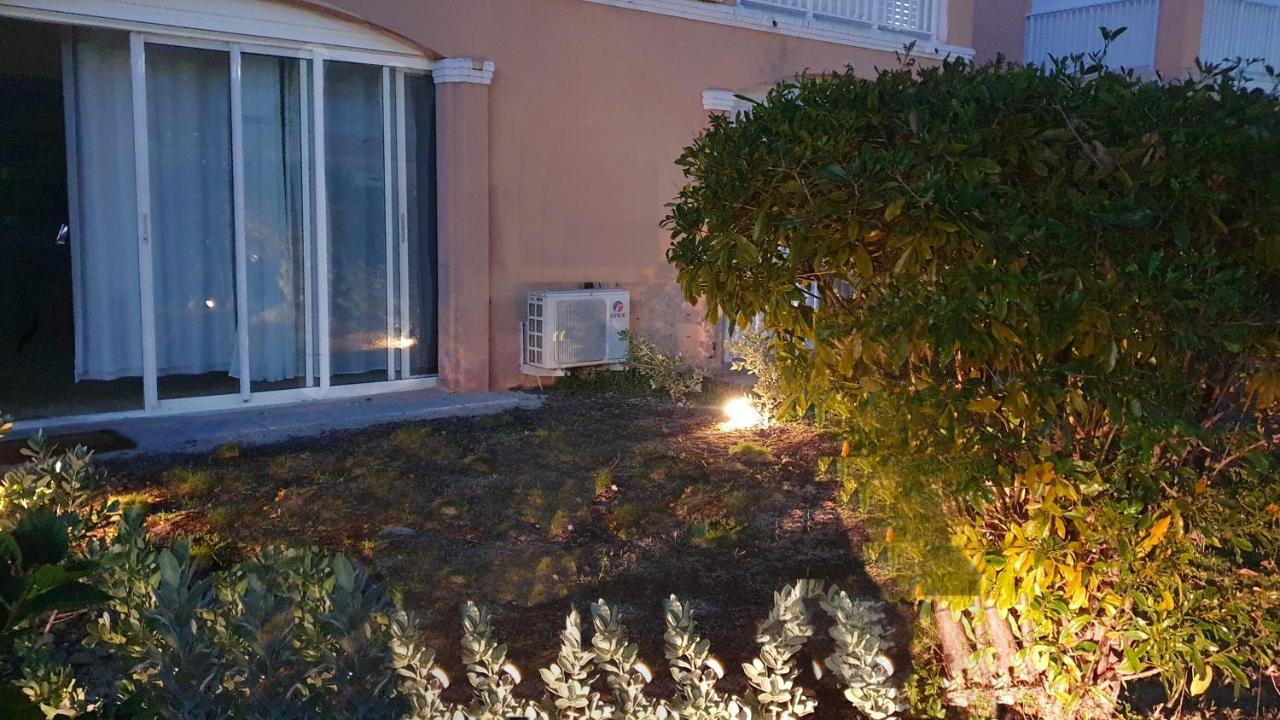 En Bord De Plage Baie Nettle, Appart 4 Couchages Tout Renove Sandy Ground Exteriör bild